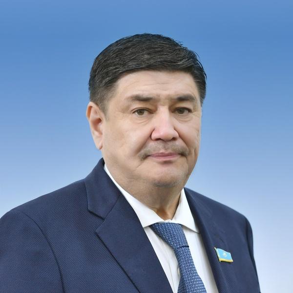 Искандиров Мукаш Зулкарнаевич